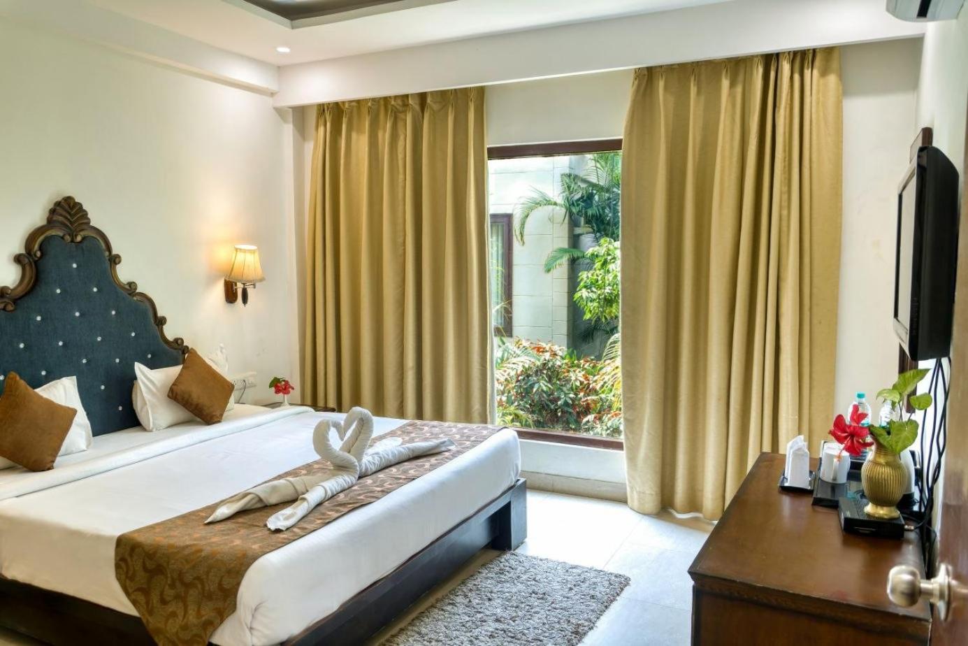 Vila Sunday Alaya Corbett Ramnagar  Exteriér fotografie